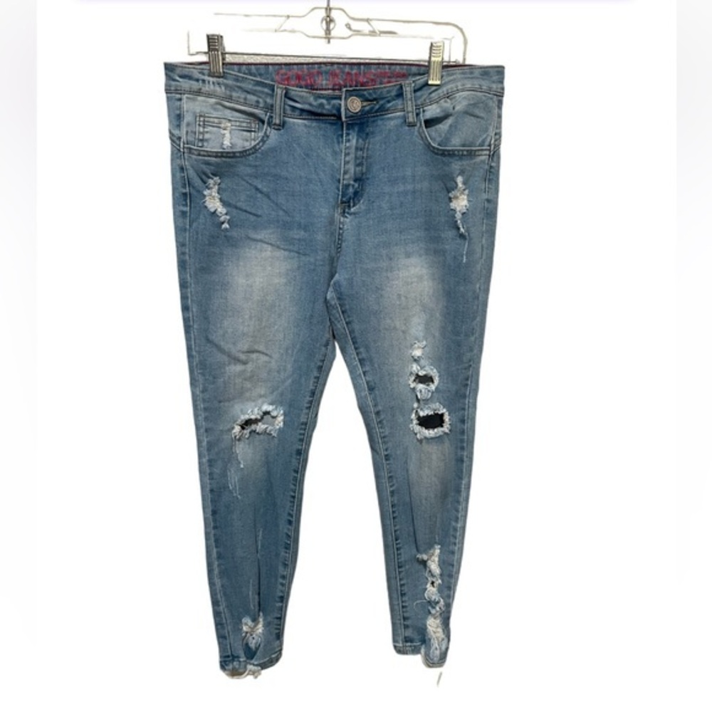 3/$10 GOGO Distressed Blue Ankle Jeans